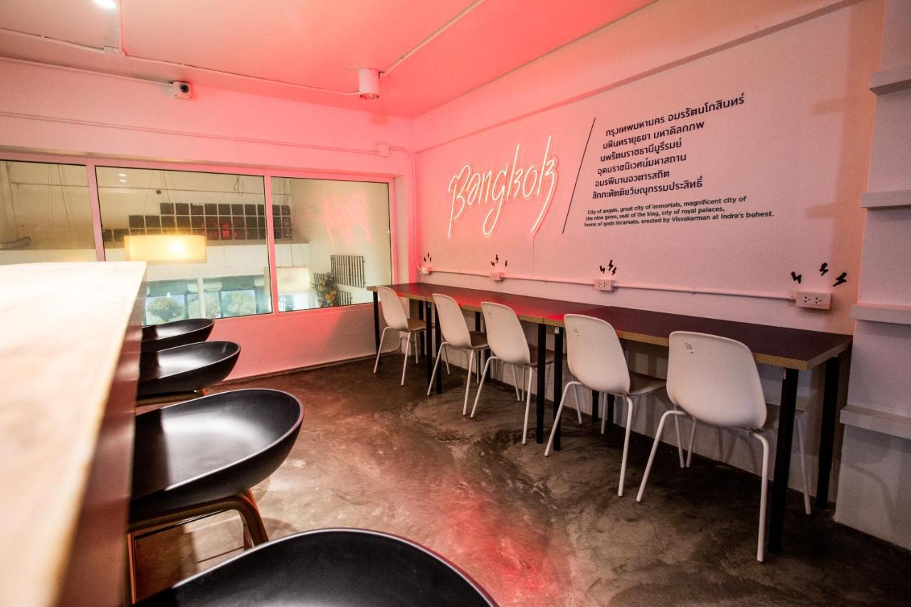 Hq Hostel Silom Bangkok Ngoại thất bức ảnh