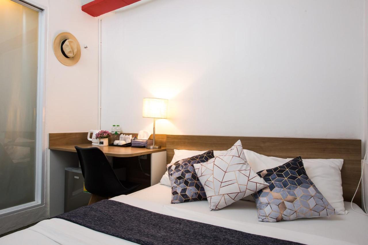 Hq Hostel Silom Bangkok Ngoại thất bức ảnh